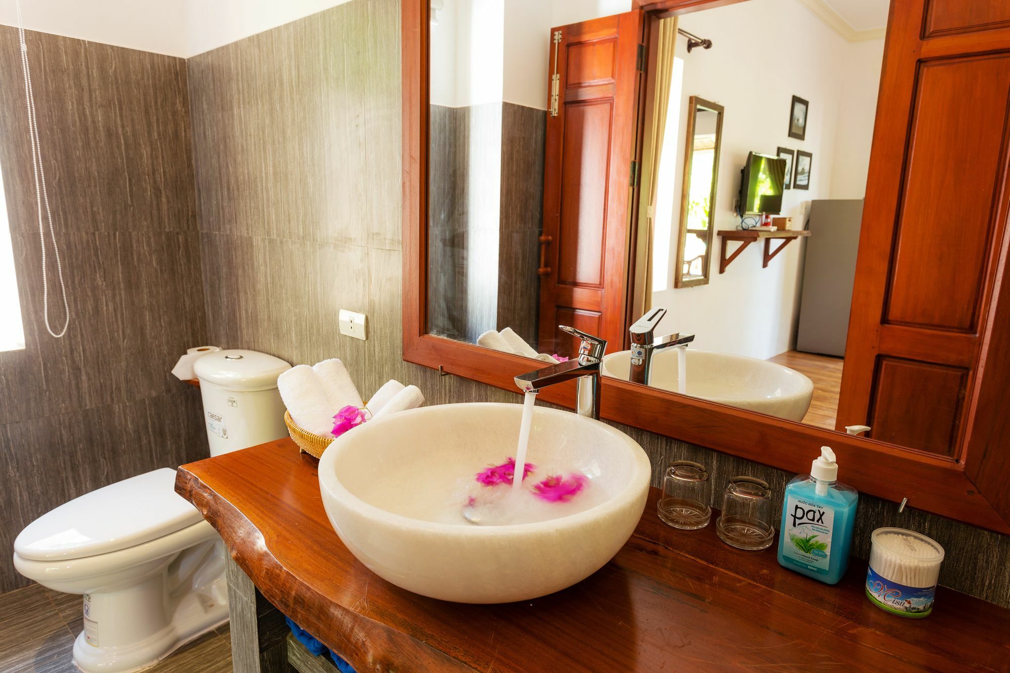 Red Flower Cottages Homestay Hoi An Esterno foto